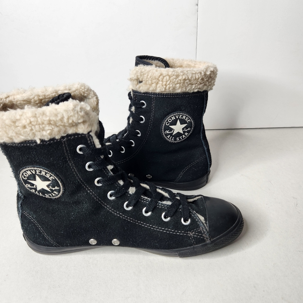 Converse Chuck Taylor Black Women's Size 7